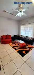 ENTIRE LUXURY APARTMENTS - Image 4