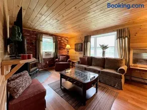 Fern Hollow Home - Image 1
