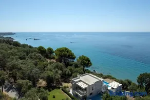 Villa Alkyoni Paramonas - Image 1