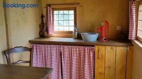 La Petite Maison Dans La Prairie - Image 3