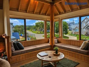 Dragonfly Chalet - Image 4