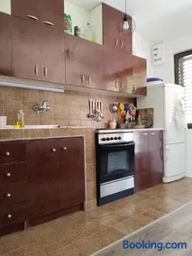 Apartments Colic - Image 2