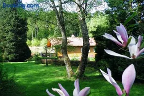 Chalet au bord de l’eau - Image 1