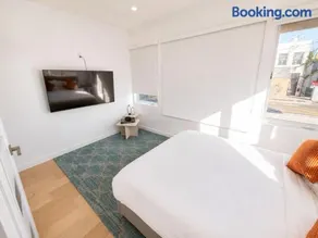 Pacific Coast Suites - Oceanfront Living - Image 2