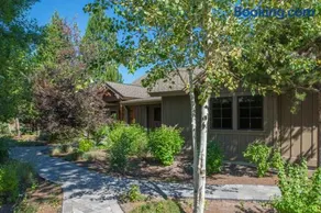 29 Caldera Cabin - Image 3
