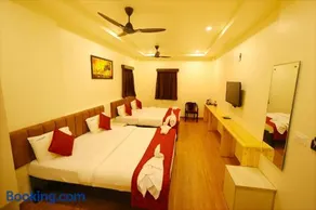 Hotel Vijaya Grand - Image 1