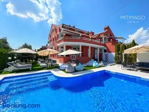 Lux Villa Mitimago - Image 1