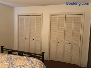 Modern North Conway Getaway - Image 5