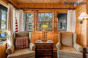 Bucky's PineIsle Retreat - Image 2