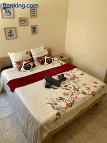 City Comfortable Apartment - Image 5