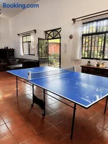 Habitación acogedora con vista al jardín - Image 2