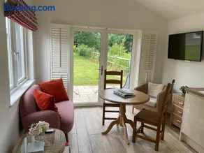 The Boat House - Image 2