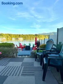 The Beach House at Deep Bay - Image 3