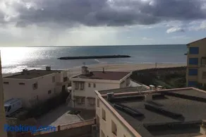 dansnotreappart-com "T3 vue exceptionnelle sur mer" - Image 1