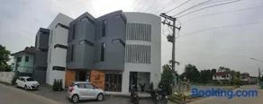 พรนับพันเพลส - Image 5