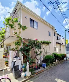 一軒屋の個室を格安で利用可能 - Image 1