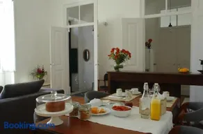 Casas Adentro - Image 1