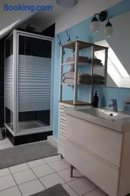 Privatzimmer mit eigenem Bad und Küche - Image 5