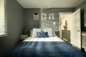 Charming Cottage - Image 5