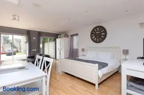 Self-contained Apartment - Image 3