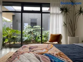 The Studio Red Hill - Image 3