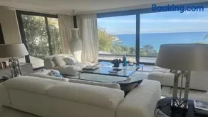 Villa piscine Eze bord de mer à 500m de la plage - Image 5