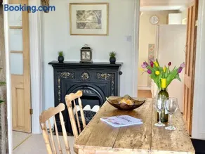 The Cottage - Image 2