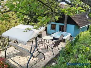 Wine Hill House Trsek with Jacuzzi - Image 3