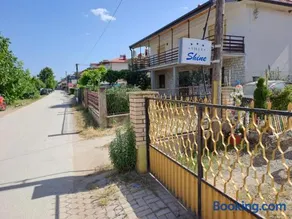Villa Shine Apartment 1 - Image 4