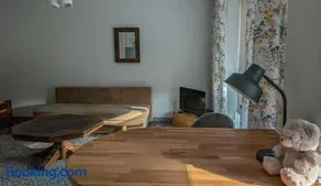 Velvet Trojdena 60 metrów do Szpitala Akademii medycznej - Image 2