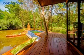 Harmony by the lake - Image 1