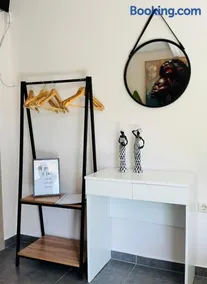 Green room - Image 2