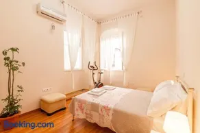 Kantouni Bizi Myranthis Apartment - Image 2
