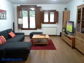APARTAMENTO FONTELLAS-AYERBE - Image 1