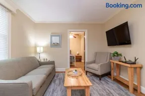 Pool Near Downtown&Parks- The Cozy Guest Cottage - Image 1