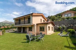 Casa Elena (Chalet individual en Valle de Ruesga) - Image 1