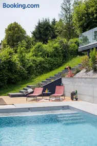 LA Villa Du Lac - Image 2
