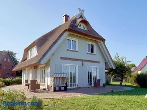Reethus Reddevitz mit Kamin, Sauna, Terrasse, Boddenblick - Image 2