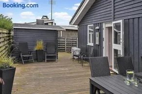 Eino - 30m from the sea Sjølund - Image 3