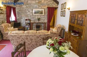 Lower Mulberry Cottage - Image 2