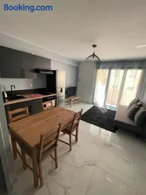 Logement rénové gare St Charles - Image 1