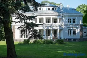 Pałac Krzykosy - Image 1
