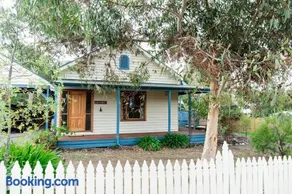 Parker Lodge Maldon - Image 2