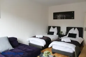 Timeless Apartment Bremen-Neustadt - Image 1