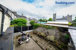33A Steepleview - Image 2