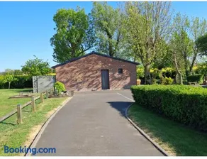 Gîte avec spa et sauna privatifs à Hondschoote - Image 1