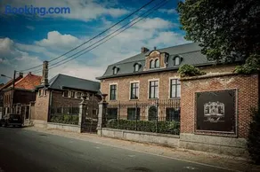 Relais M - Image 1
