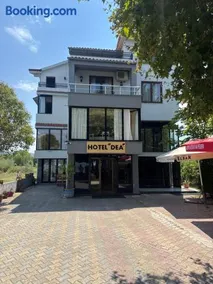 Lake view HOTEL DEA - Image 1