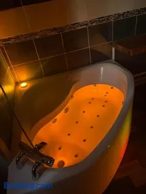 Gîte 205 m2 avec piscine et jacuzzi - Image 1