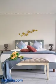 Gia's Luxury Residence - Image 2